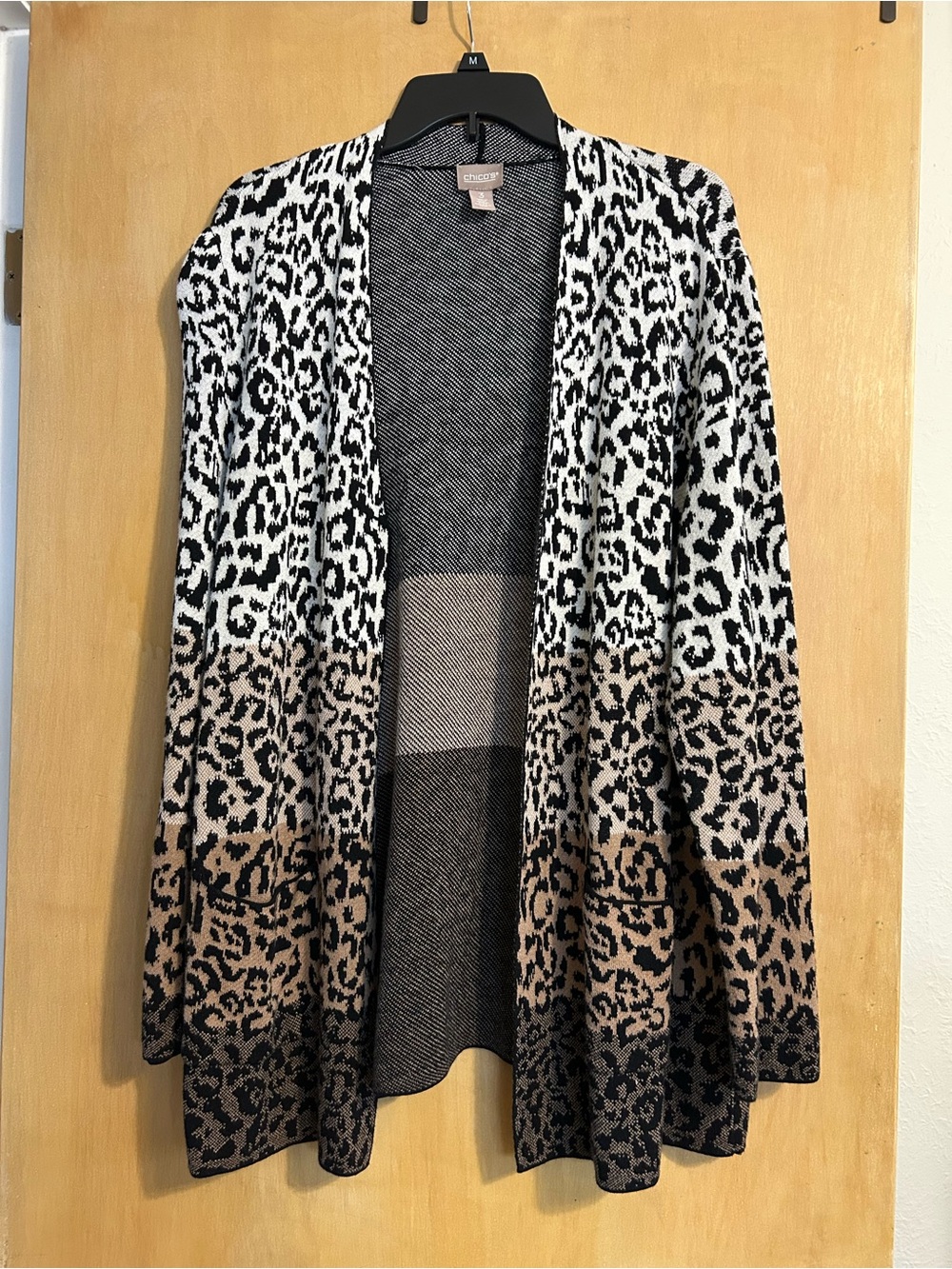 Chico’s Women’s leopard print cardigan sweater size 3 us xl read description!